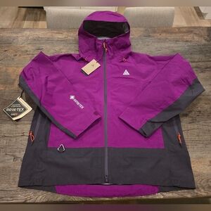 NIKE ACG STORM-FIT GORE TEX MISERY RIDGE BERRY PURPLE JACKET